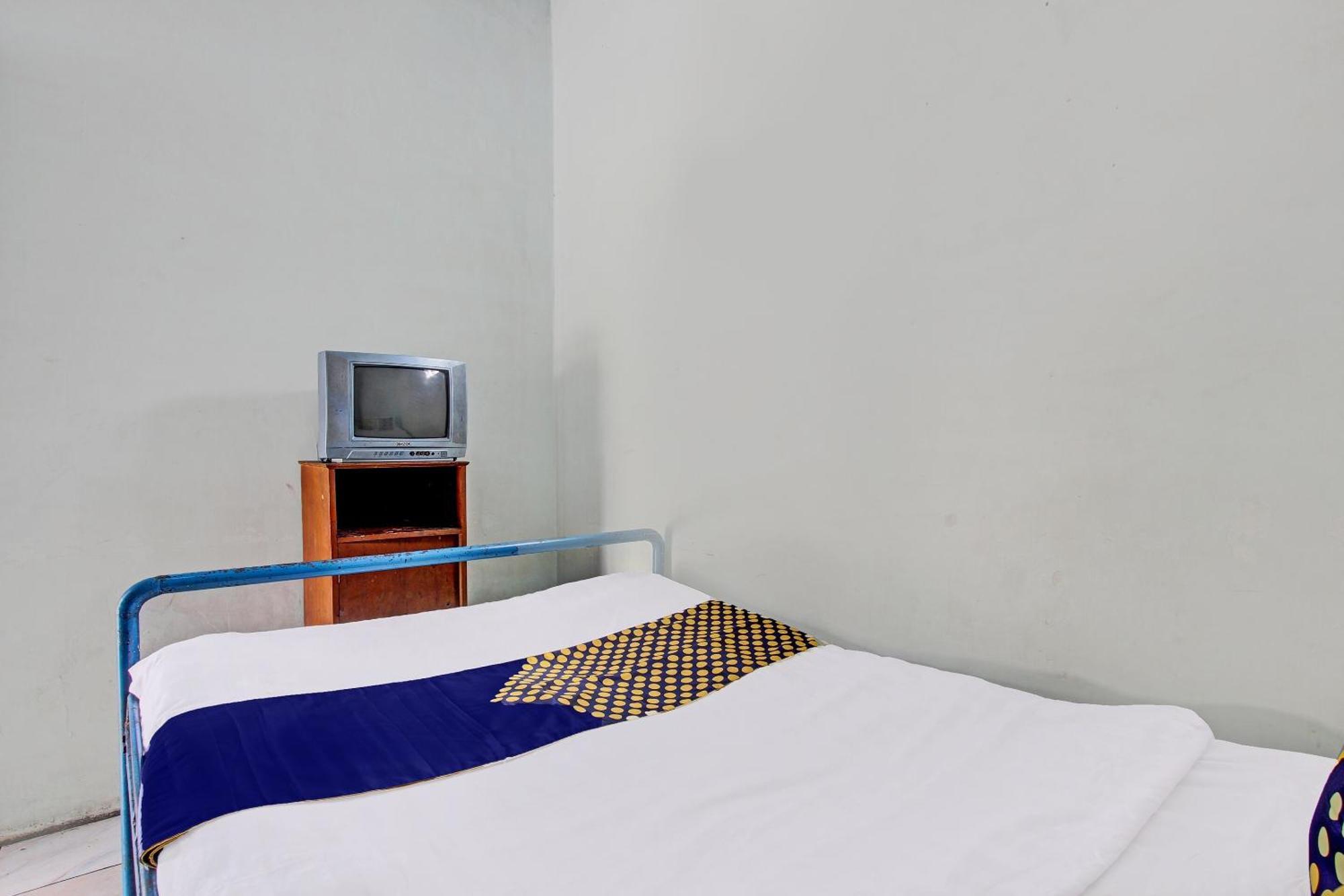 Spot On 92336 Hotel Sukowati Solo 外观 照片