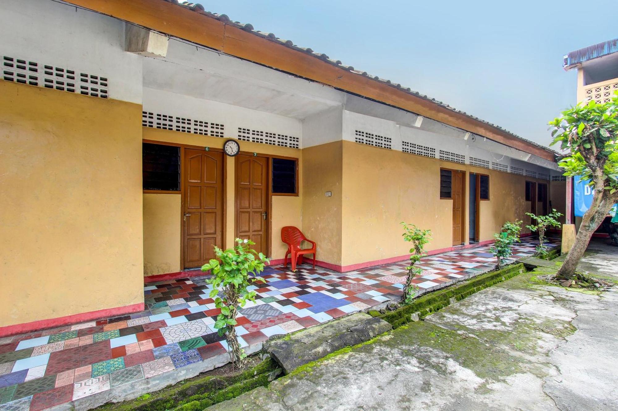 Spot On 92336 Hotel Sukowati Solo 外观 照片
