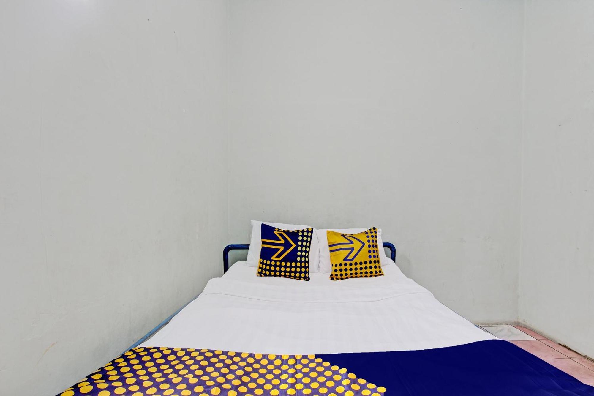 Spot On 92336 Hotel Sukowati Solo 外观 照片