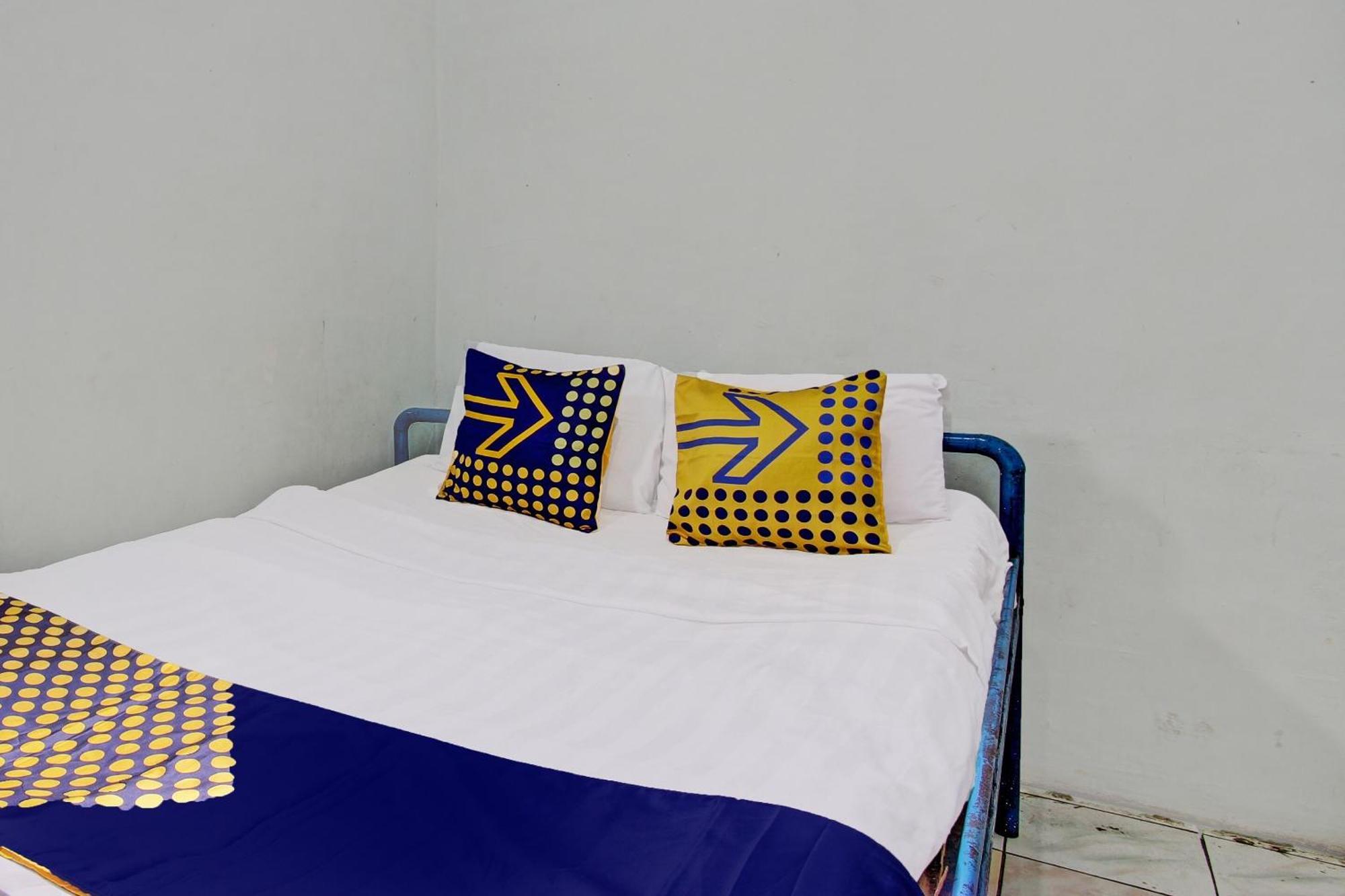 Spot On 92336 Hotel Sukowati Solo 外观 照片